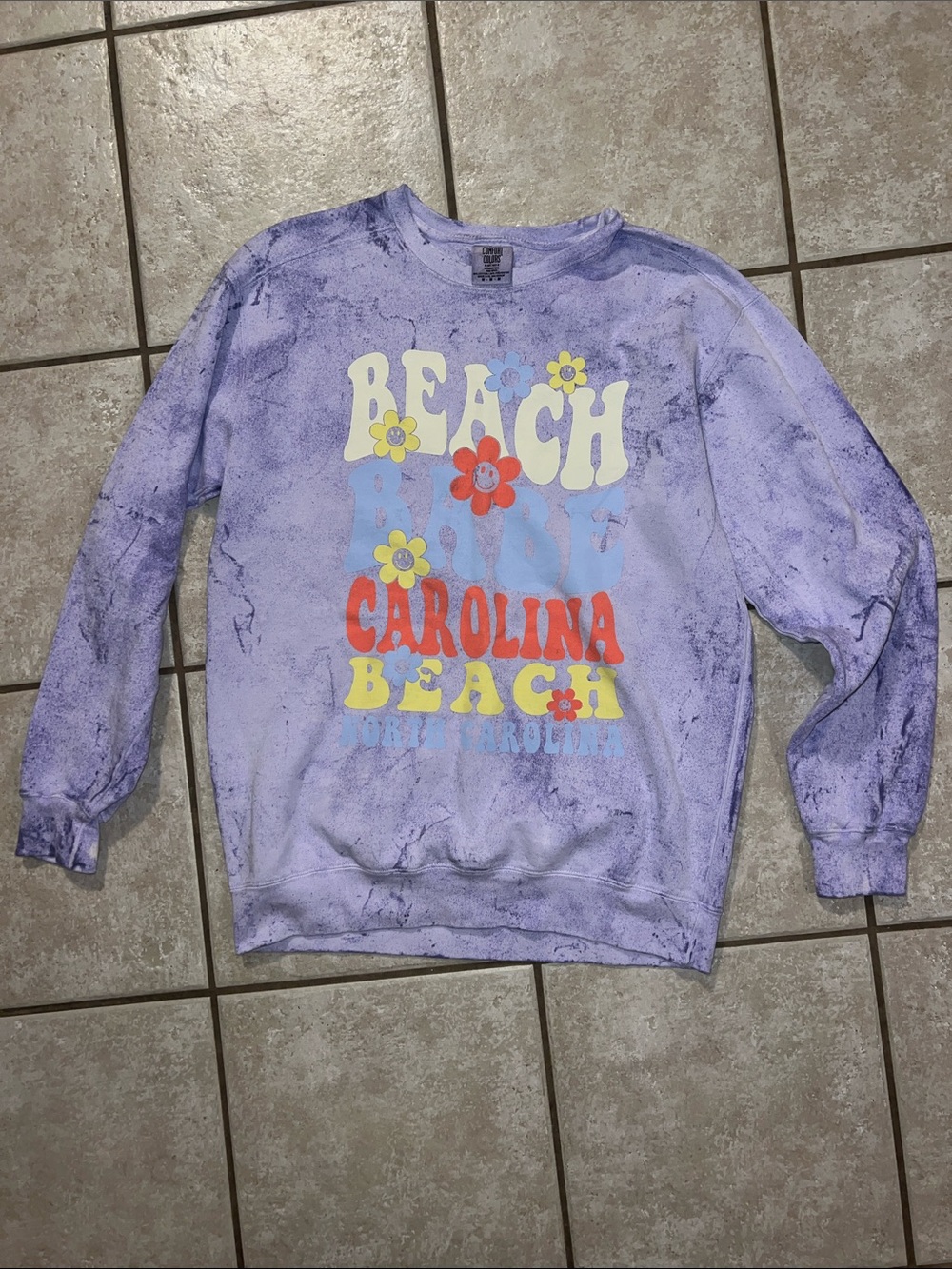 Comfort Colors Lavender Tie-Dye 'Carolina Beach' Graphic Sweatshirt